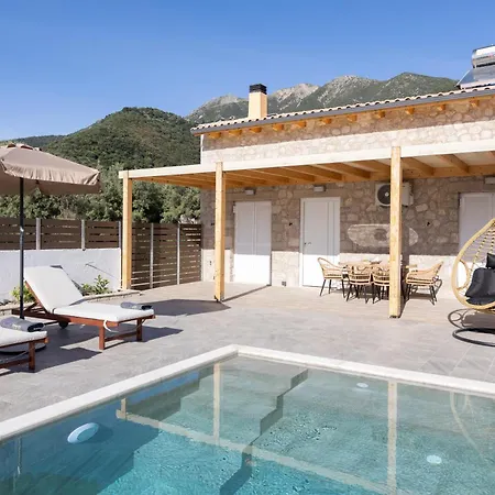 Kalimera, Nidri, Island Villa *