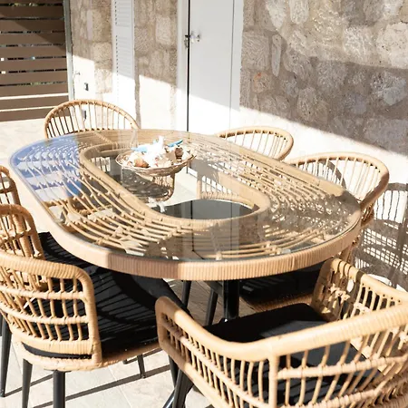 Kalimera, Nidri, Island * Lefkada City