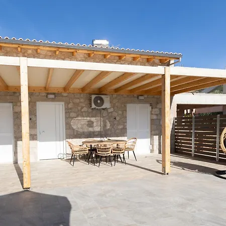 Kalimera, Nidri, Island Villa