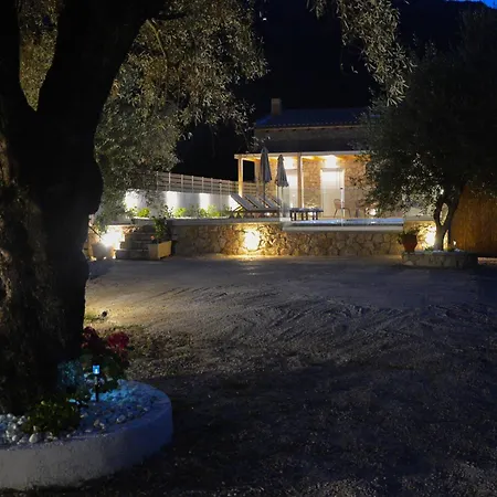 Villa Kalimera, Nidri, Island Lefkada City