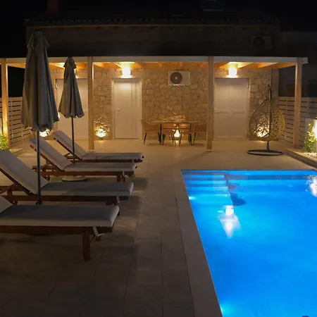 Kalimera, Nidri, Island *